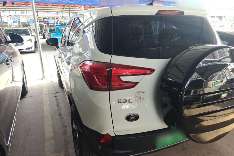 Used BYD Yuan New Energy 2019 EV535 Smart Connect Trendsetting Model

