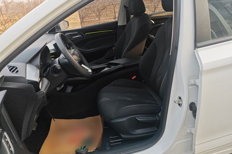 Used Roewe i5 2021 1.5L CVT Platinum Edition