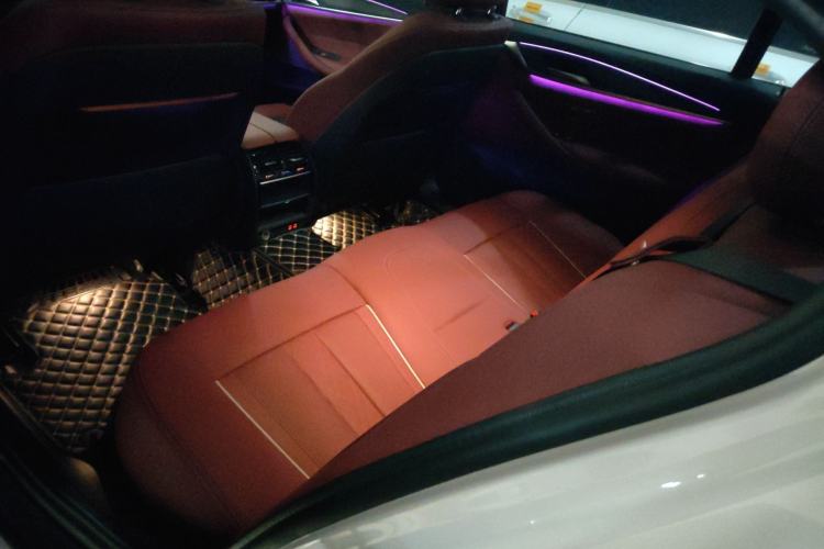 Used BMW 5 Series 2022 Second Facelift 530Li Leading Edition M Sport Package
