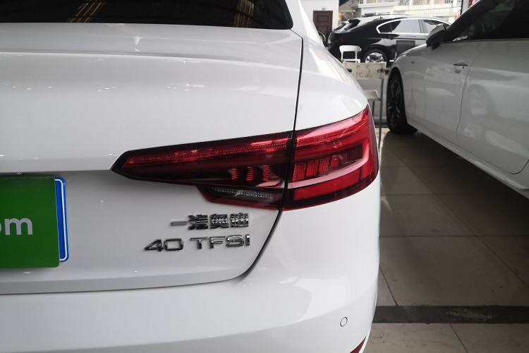 Used Audi A4L 2017 Plus 40 TFSI Ambition Model
