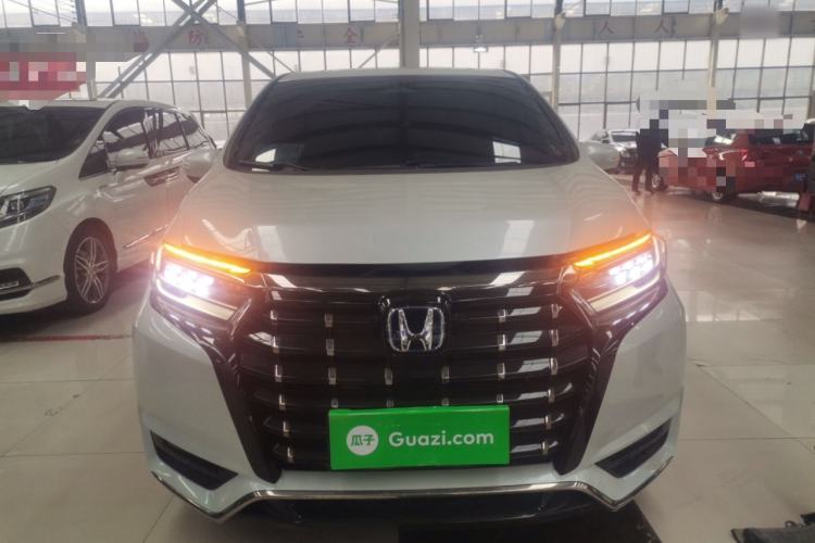 Used Honda Elysion 2024 2.0L eHEV Luxury Edition
