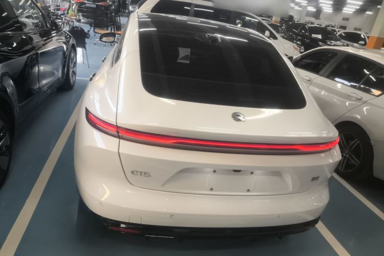 Used Nio ET5 2025 75 kWh
