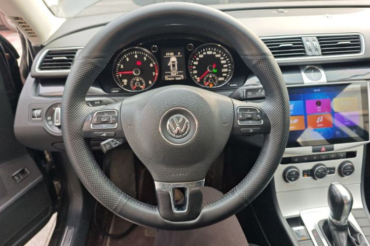 Used Volkswagen Magotan 2015 1.8TSI Luxury Model