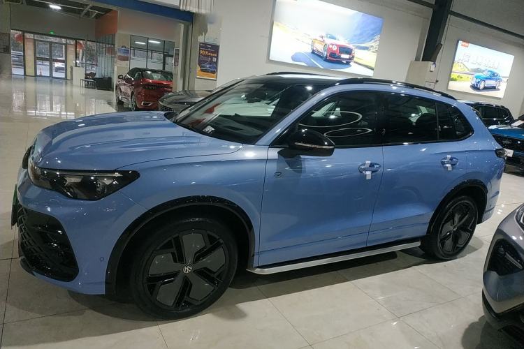 Used Volkswagen Tiguan L 2024 PRO 380TSI Four-Wheel Drive R-Line Prestige Edition
