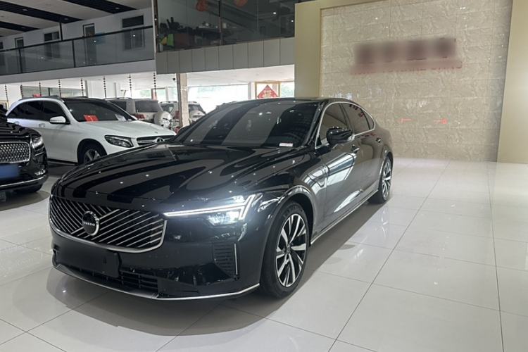 Used Volvo S90 2026 B5 Zhiyi Luxury Edition