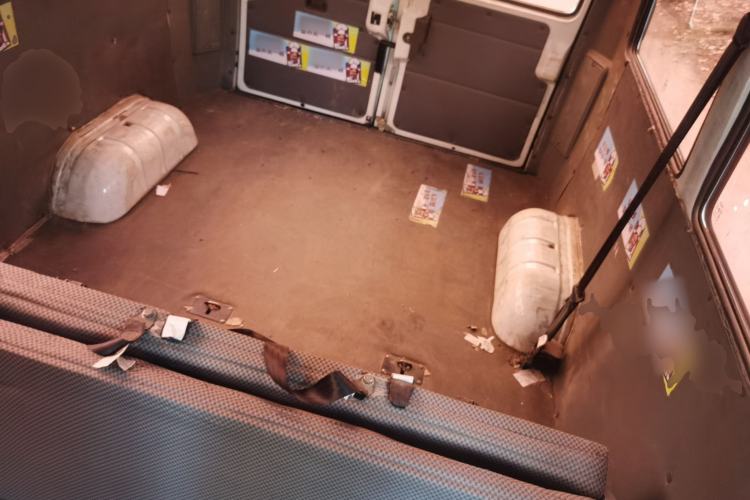 Used Iveco Daily 2014 2.5T-A35 NJ6485AC47Z4