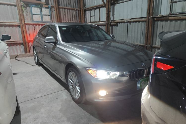 Used BMW 3 Series 2014 320Li Luxury Design Package
