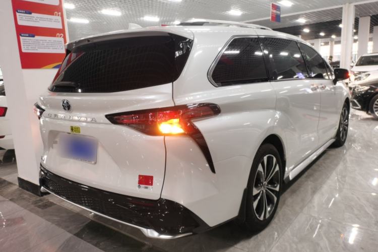 Used Toyota Granvia 2024 2.5L Hybrid Prestige PLUS Edition
