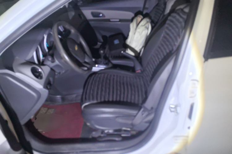 Used Chevrolet Cruze 2013 1.6L SL MT
