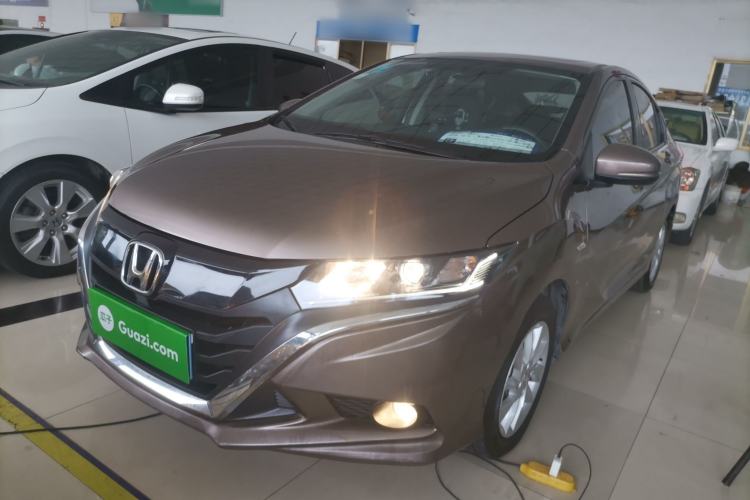 Used Honda Gienia 2017 1.5L CVT Comfort Version
