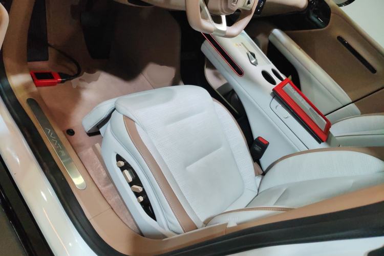 Used  07 2024 Pro+ All-Electric Version
