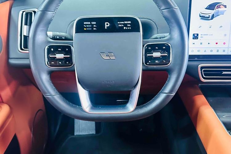 Used Li Auto L7 2023 Pro Model
