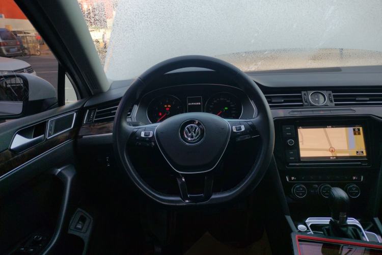 Used Volkswagen Magotan 2019 330TSI DSG Luxury Model China V Standard
