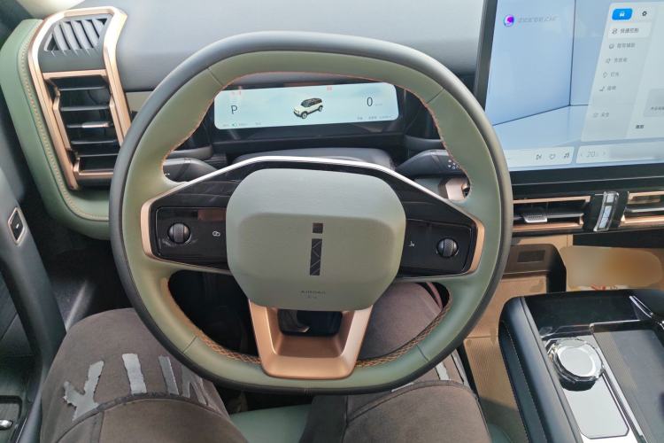 Used  03 2024 472km Four-Wheel Drive Long-Range Intelligent Advanced Version
