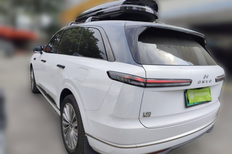 Used ONVO Luxeed L90 2025 Model—Max Six-Seater Version
