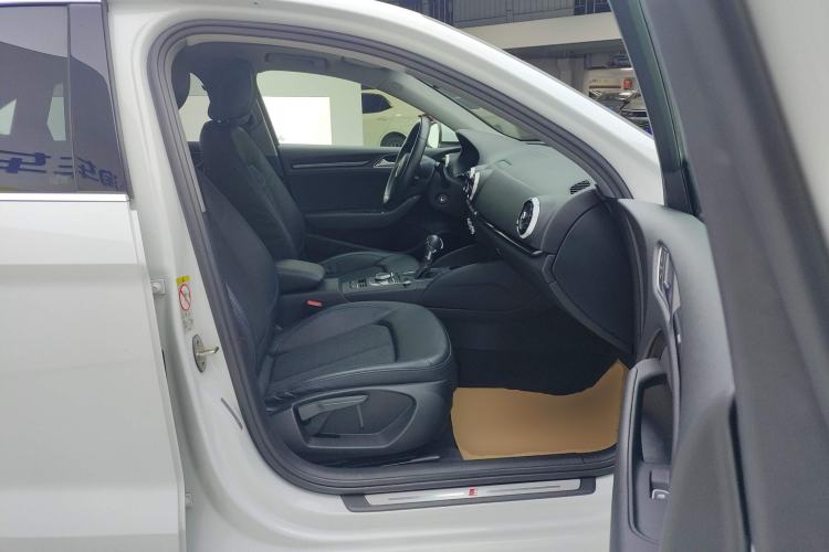 Used Audi A3 2020 Limousine 35 TFSI Fashion Edition China VI Emission Standard
