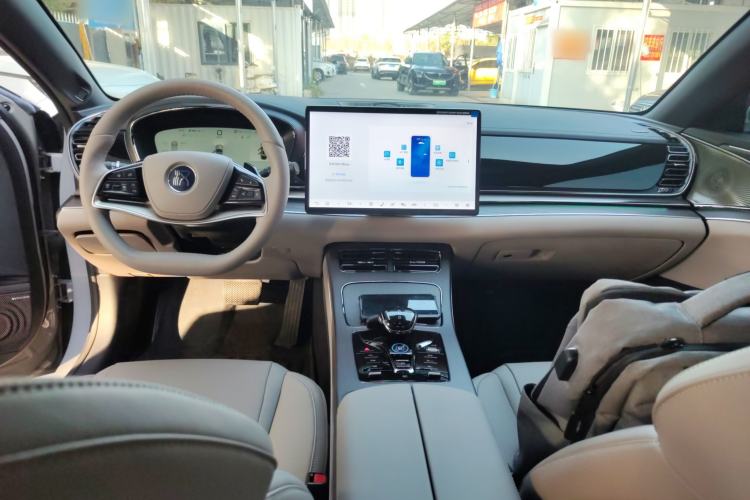 Used BYD Han 2025 EV Intelligent Driving Edition 701KM LiDAR Flagship Model
