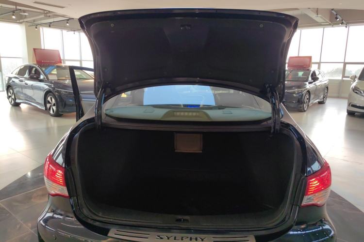 Used Nissan Sylphy 2012 Classic 1.6XE Manual Comfort Edition