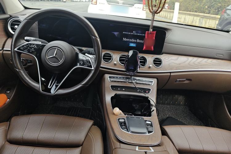 Used Mercedes-Benz E-Class 2021 Facelift E 260 L
