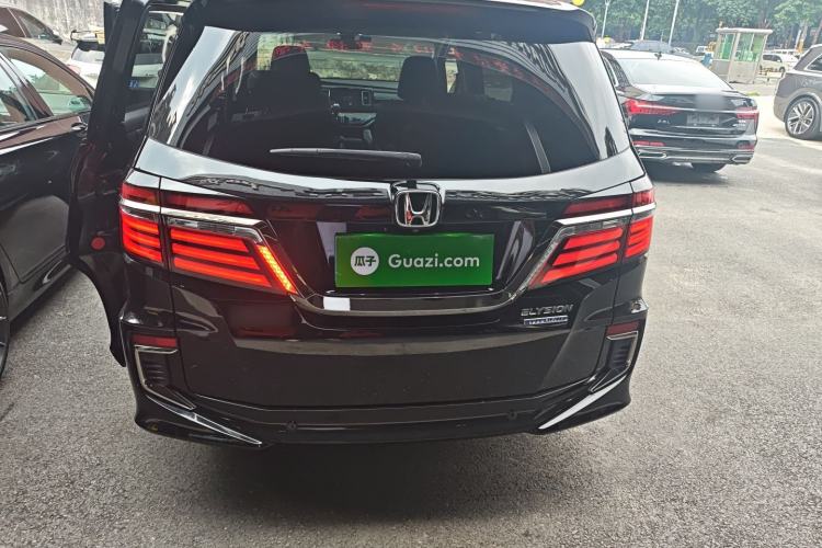 Used Honda Elysion 2019 2.0L Hybrid Luxury Edition
