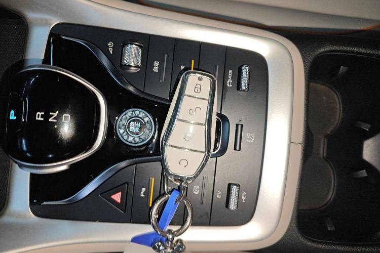 Used BYD Song Pro New Energy 2023 Champion Edition DM-i 110KM Beyond Model
