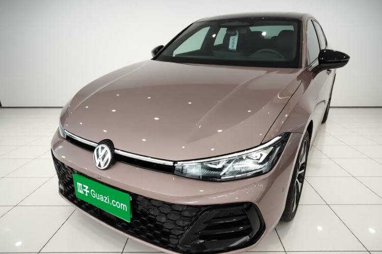 Used Volkswagen Passat 2025 Pro 380TSI Starry Dragon Luxury Edition