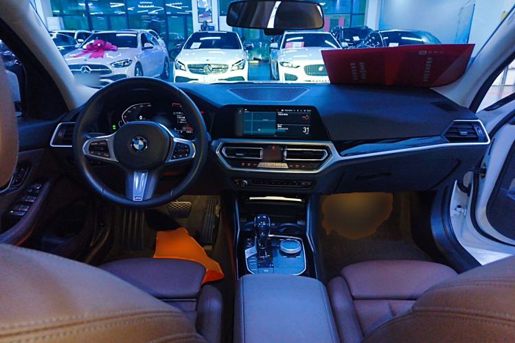 Used BMW 3 Series 2021 Second Facelift 320Li M Sport Package
