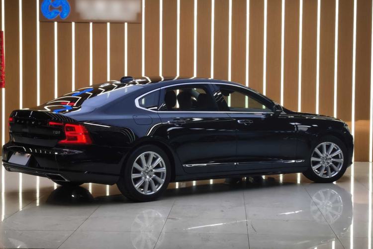 Used Volvo S90 2020 T5 Zhiyi Luxury Edition
