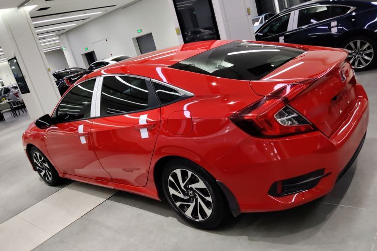 Used Honda Civic 2016 220TURBO CVT Luxury Edition
