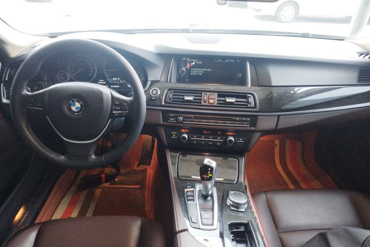 Used BMW 5 Series 2014 525Li Luxury Design Package
