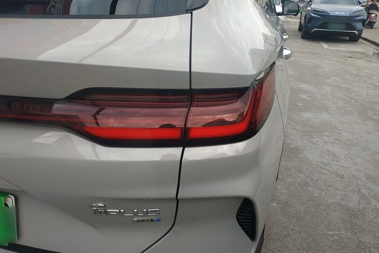 Used BYD Song PLUS New Energy 2025 DM-i Intelligent Driving 160KM Flagship Model
