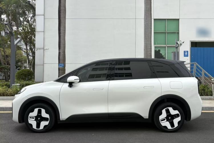 Used ARCFOX Kaola 2023 Family Edition Pro
