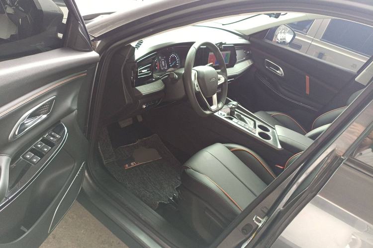 Used Oshan X7 PLUS 2022 1.5T Blue Whale Edition Automatic Luxury Trim
