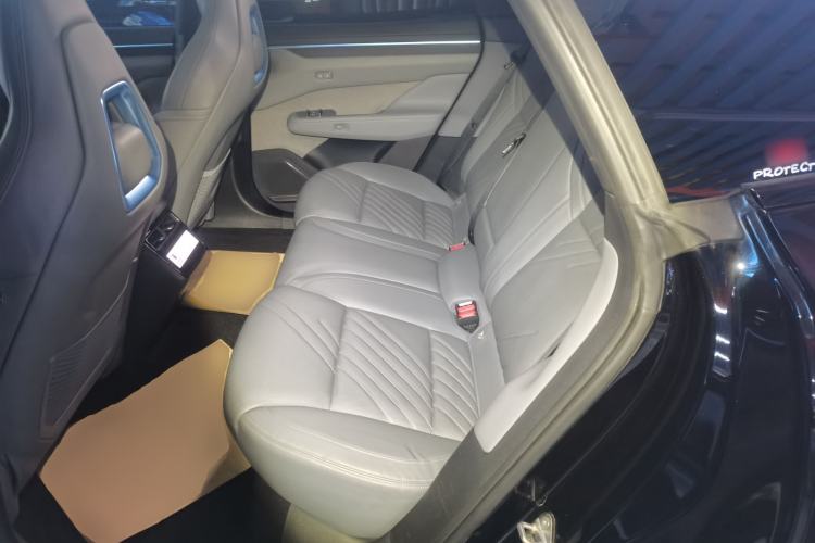 Used Zeekr 001 2024 YOU Edition 100 kWh All-Wheel Drive
