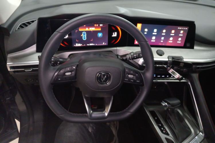 Used Changan CS35PLUS 2021 Blue Whale NE 1.4T DCT Prestige Model