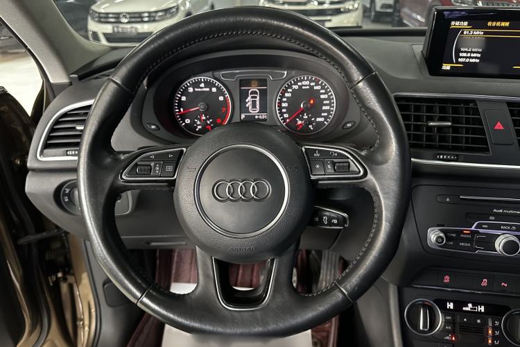 Used Audi Q3 2017 30 TFSI Fashion Model
