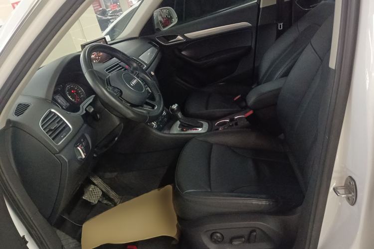 Used Audi Q3 2016 30 TFSI Collector's Edition Comfort Model
