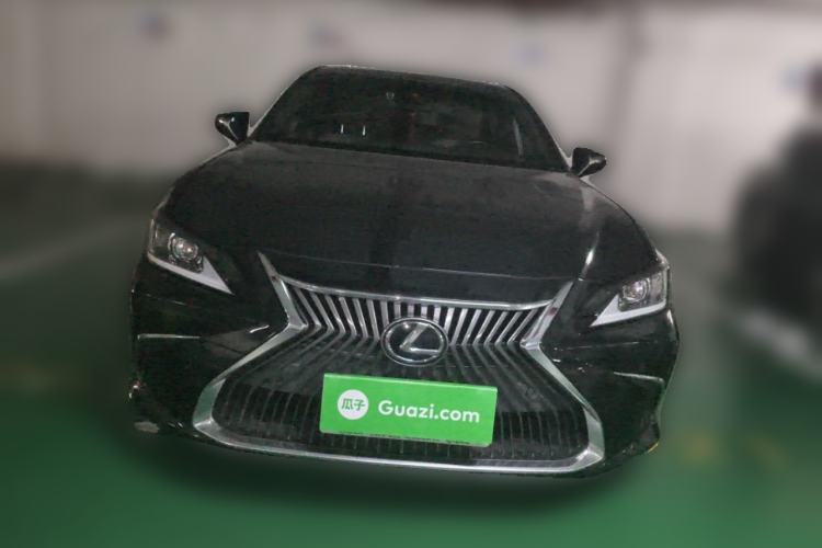 Used Lexus ES 2018 200 Excellence Edition China V Standard
