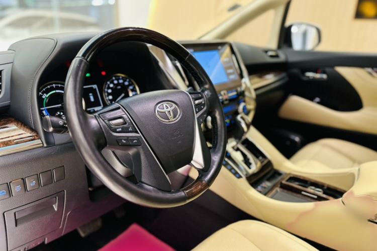 Used Toyota Alphard 2021 Dual-Engine 2.5L Luxury Edition
