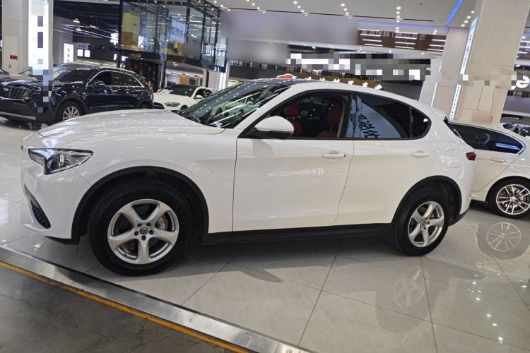 Used Alfa Romeo Stelvio 2017 2.0T 200HP Elite Edition
