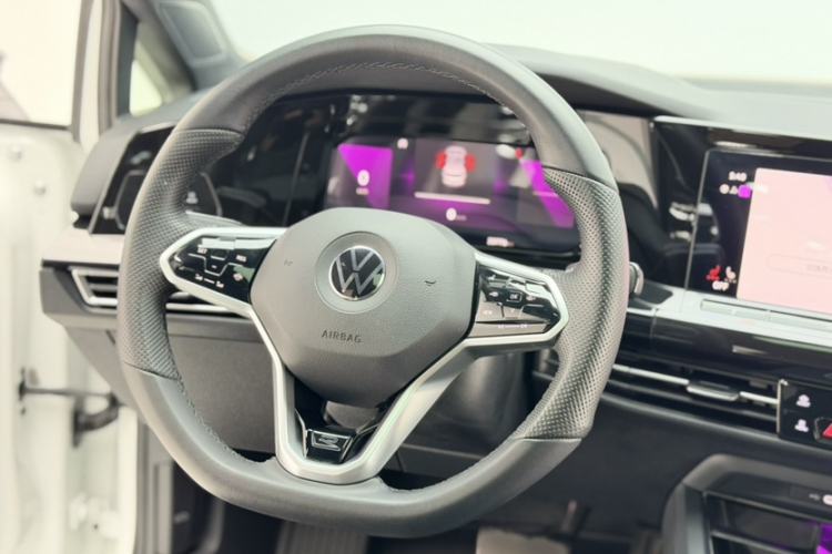 Used Volkswagen Golf 2023 280TSI DSG R-Line Lite
