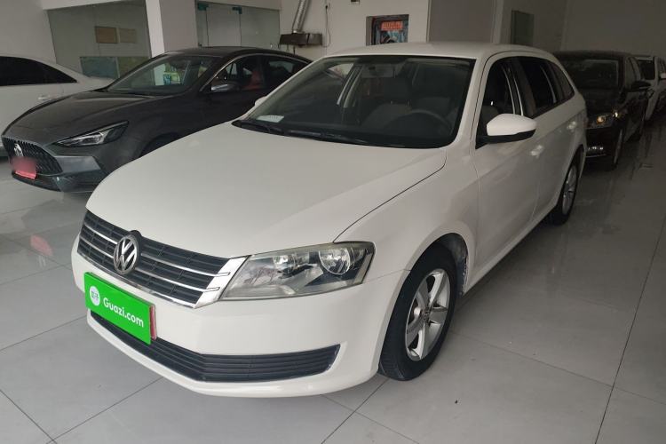 Used Volkswagen Gran Lavida 2013 1.6L Automatic Fashion Model