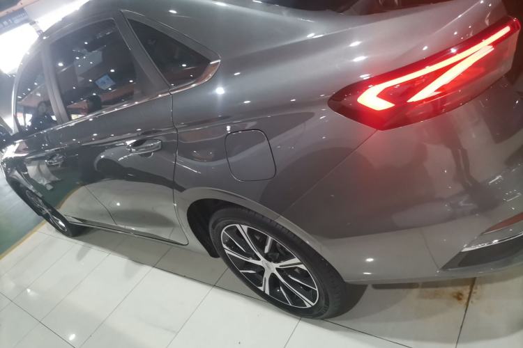 Used Geely Auto Emgrand 2022 4th Generation 1.5L CVT Flagship Model
