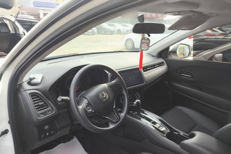 Used Honda Vezel 2020 1.5L CVT Pioneer Edition
