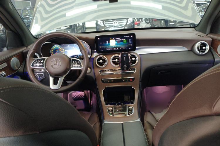 Used Mercedes-Benz GLC 2021 GLC 300 L 4MATIC Dynamic Model
