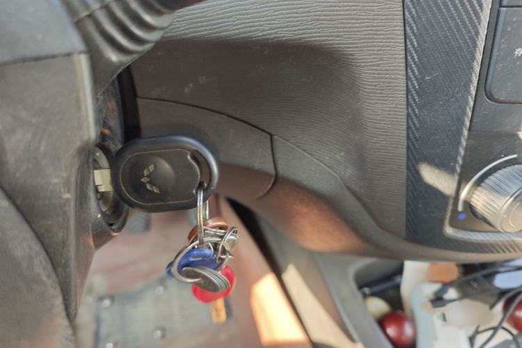 Used Wuling Hongguang 2015 1.5L S Basic Version China V Standard
