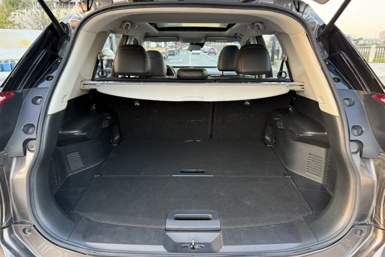 Used Nissan X-Trail 2019 2.0L CVT Smart Connect Comfort Edition 2WD