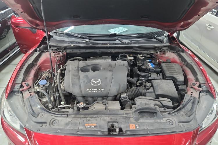 Used Mazda Atenza 2014 2.0L Blue Sky Luxury Edition
