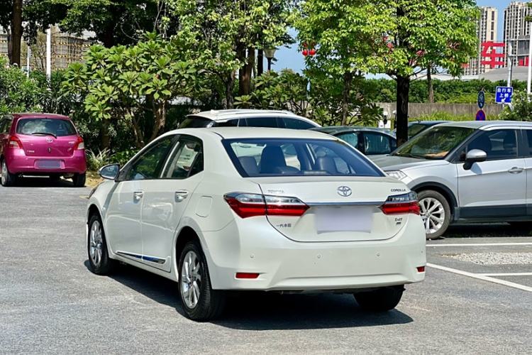 Used Toyota Corolla 2017 Revised Version 1.2T S-CVT GL-i Leather Edition
