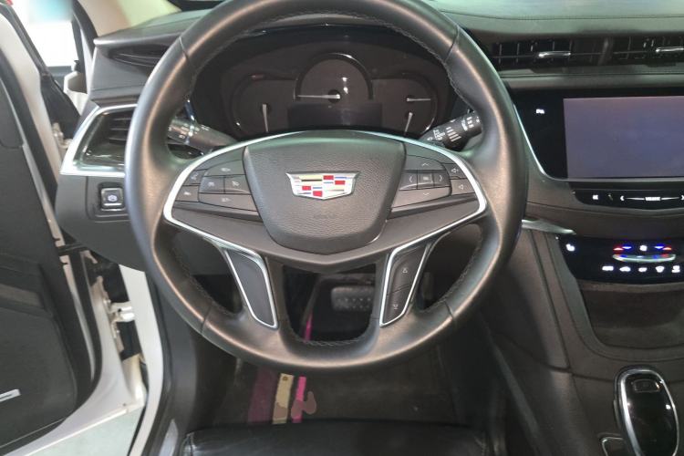 Used Cadillac XT5 2016 25T Luxury Model
